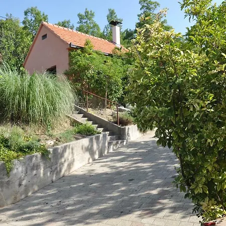 Milica Apartamento Sinj